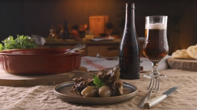 Costillas asadas con cerveza